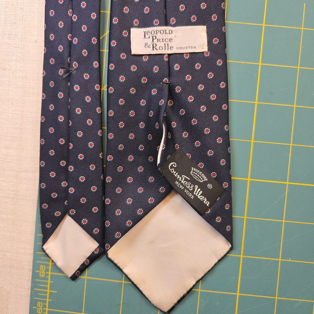 VTG Countess Mara Necktie Men 1980s Blue Silk Medallion Crest EUC 58x3 1/2" USA